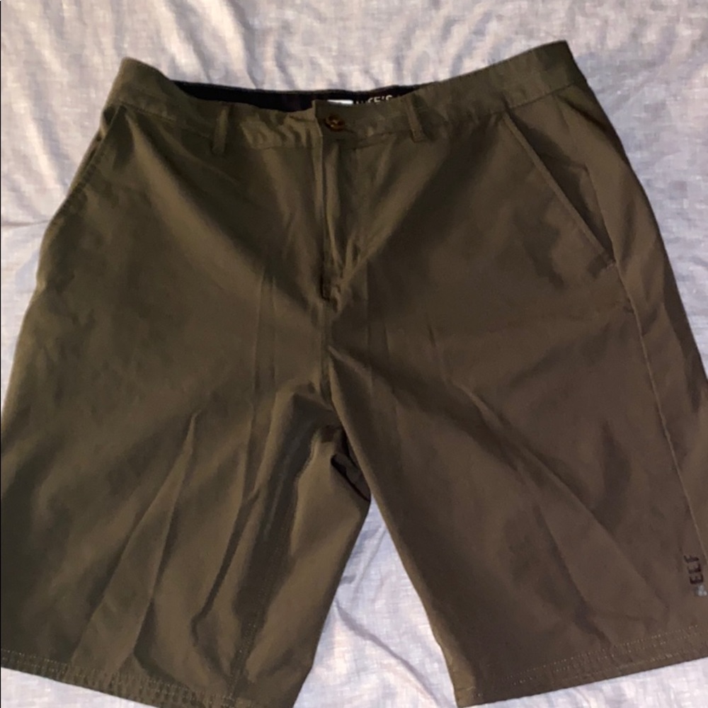 Reef men’s board shorts/ swimming trunks